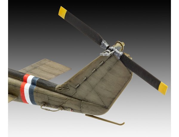Revell 04960 Bell UH-1C 1/35 – image 3