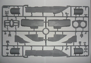 ICM 48904 MiG-25 RBF, avion de reconnaissance soviétique (1/48) – image 10