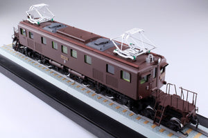 Locomotive électrique Aoshima 05504 EF18 1/50 – image 8