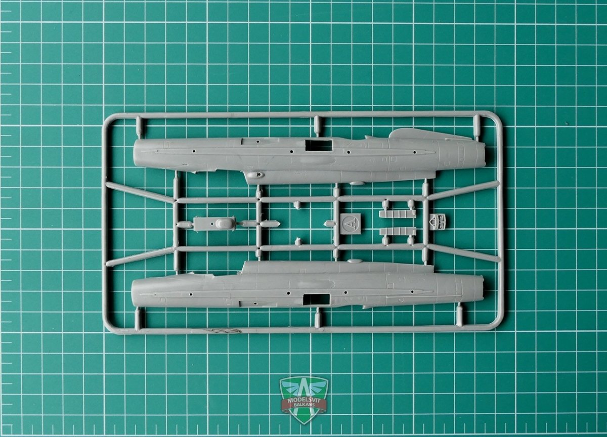 Modelsvit 72003 Analog A-144-1 (Prototype MiG21 n° 1) 1/72 – imagen 5