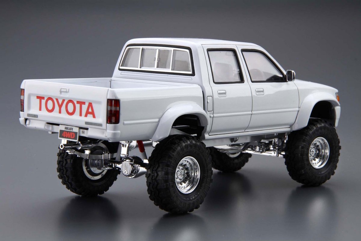 Aoshima 05097 HILUX PICKUP DOUBLE CABINE RELEVÉE &amp;#39;94 (TOYOTA) 1/24 – immagine 3