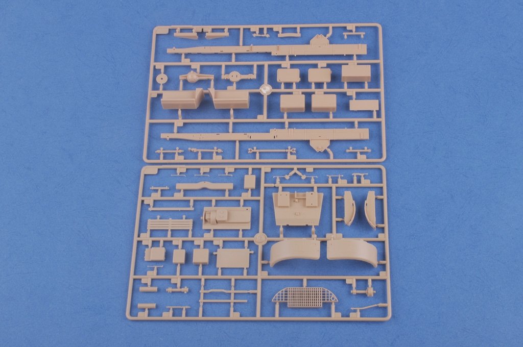 Hobby Boss 83801 US Blanc 666 Cargo Hard Top (1/35) – Bild 8