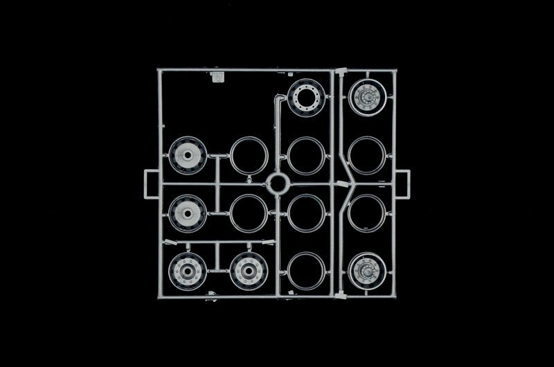 Italeri 3893 VOLVO F16 CAMION FRIGORIFIQUE (1/24) – immagine 9