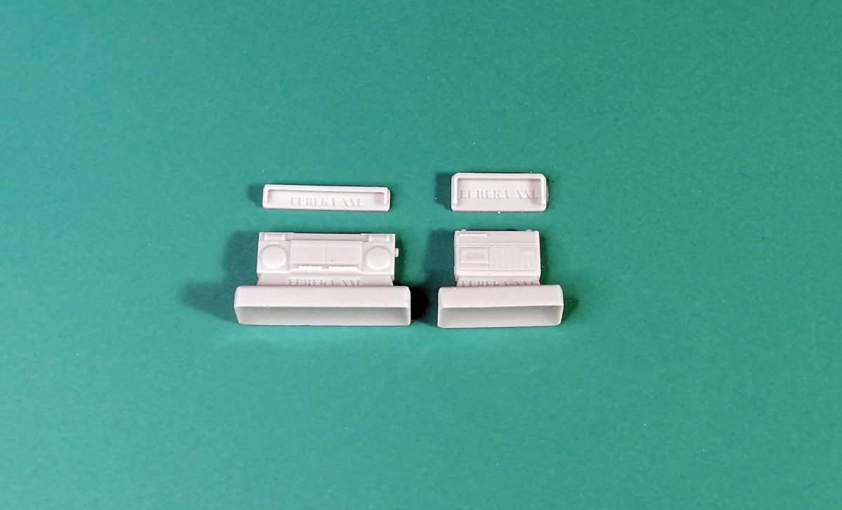 Magnétophones à cassettes radio Eureka XXL E-057, lot de 2, format 1/35 – Bild 2