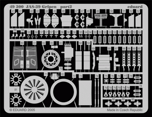Eduard 49300 JAS-39 Gripen 1/48 Italeri – image 3