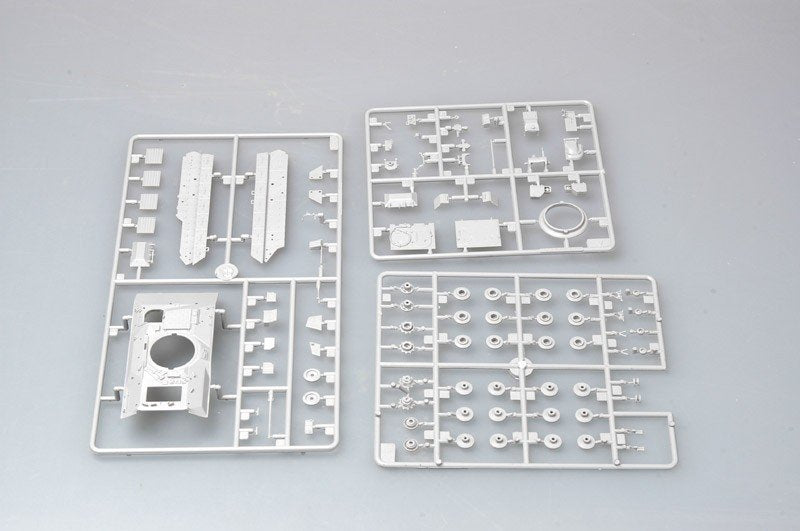 Trumpeter 07297 M2A2 ODS/ODS-E Bradley Fighting Vehicle 1/72 – image 4