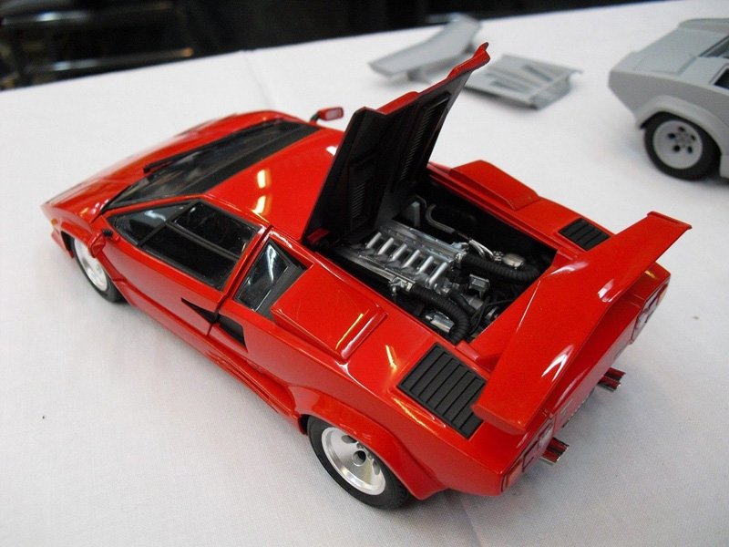 Aoshima 01155 LAMBORGHINI COUNTACH 5000 QUATTROVALVOLE INJECTION Ver(Overseas) 1/24 – Bild 2