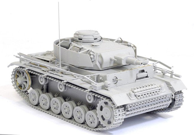 Dragon 6474 Pzkpfw. III Ausf. N avec Schurzen (1/35) – image 10