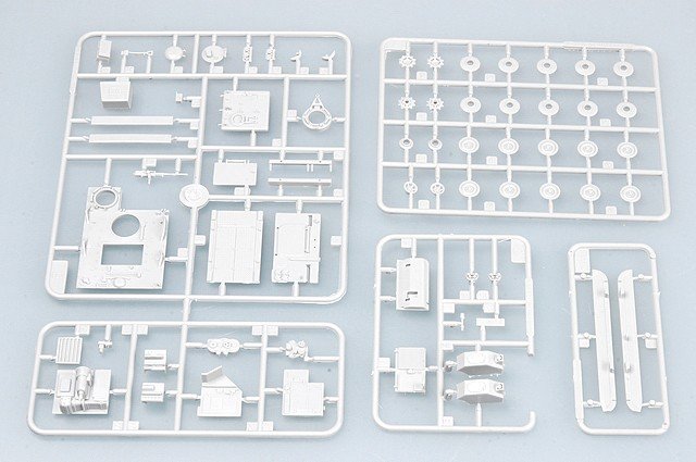 Trumpeter 07240 US M 113A3 Voiture blindée (1/72) – image 4