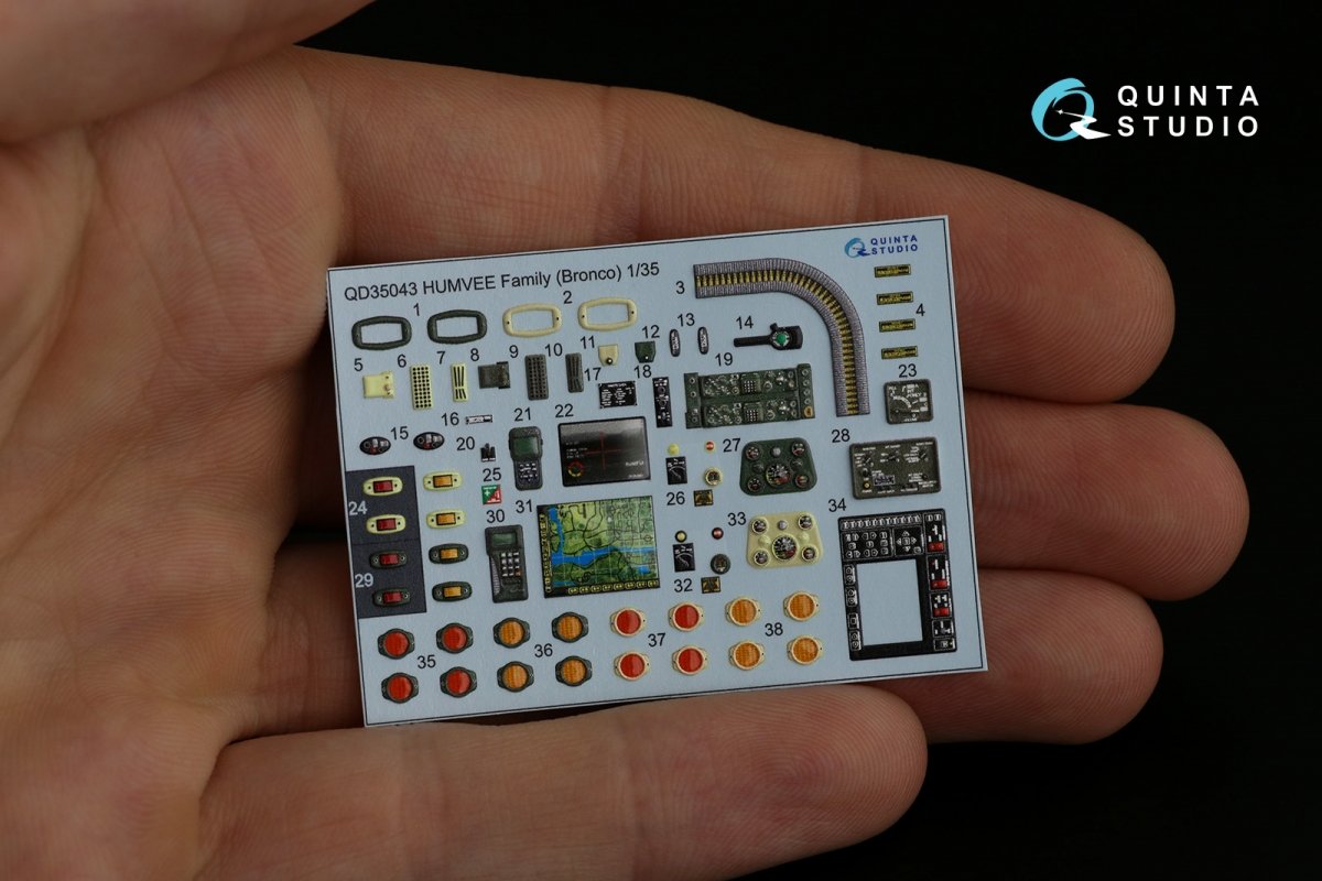 Intérieur imprimé en 3D et coloré sur papier décalcomanie pour la famille HUMVEE (Bronco) de Quinta Studio QD35043, échelle 1/35 – immagine 10