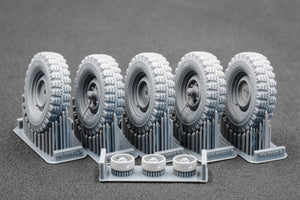 ScaleX WM 35022 Unimog 404 10.5-20 MPT Ordinary wheel set (for AK-Interactive, ICM, Revell) 1/35