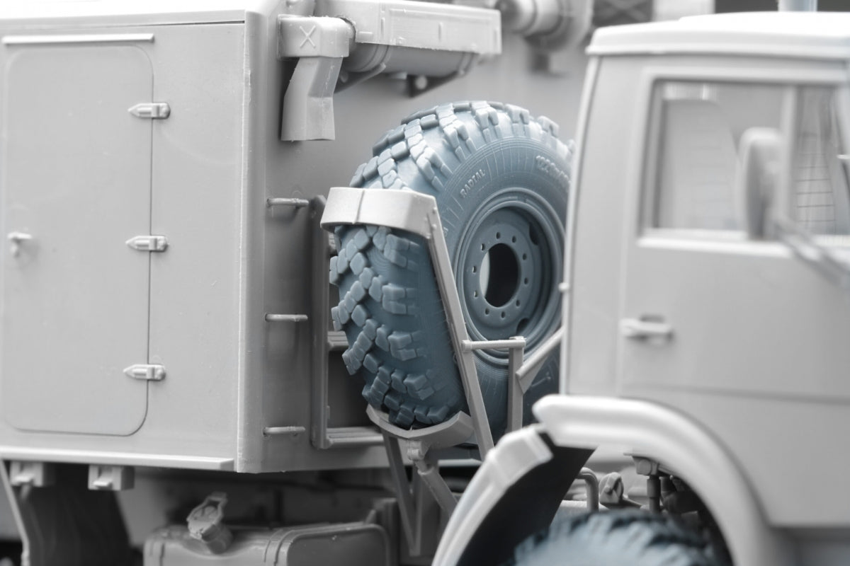 ScaleX WM 35009S Kamaz 4310 Sagged wheel set (for Trumpeter) 1/35