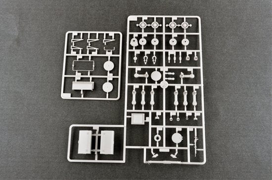 Trumpeter 05553 KV-220 Char super lourd russe Tigre 1/35 – Bild 10