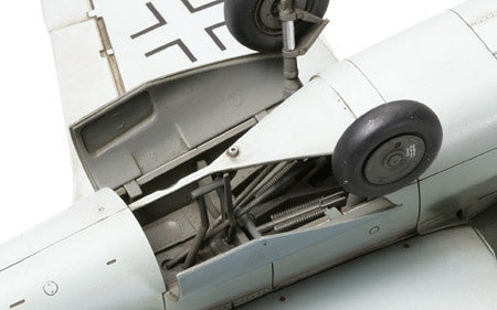 Tamiya 61097 Heinkel He162 A-2 Salamandre 1/48  – image 5