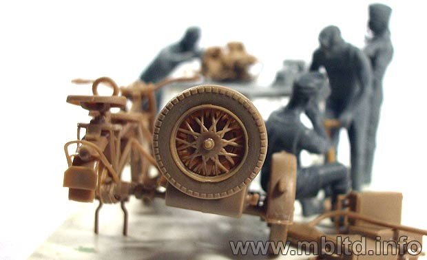 Master Box 3560 Équipe de réparation de motos allemandes (1/35) – Bild 13