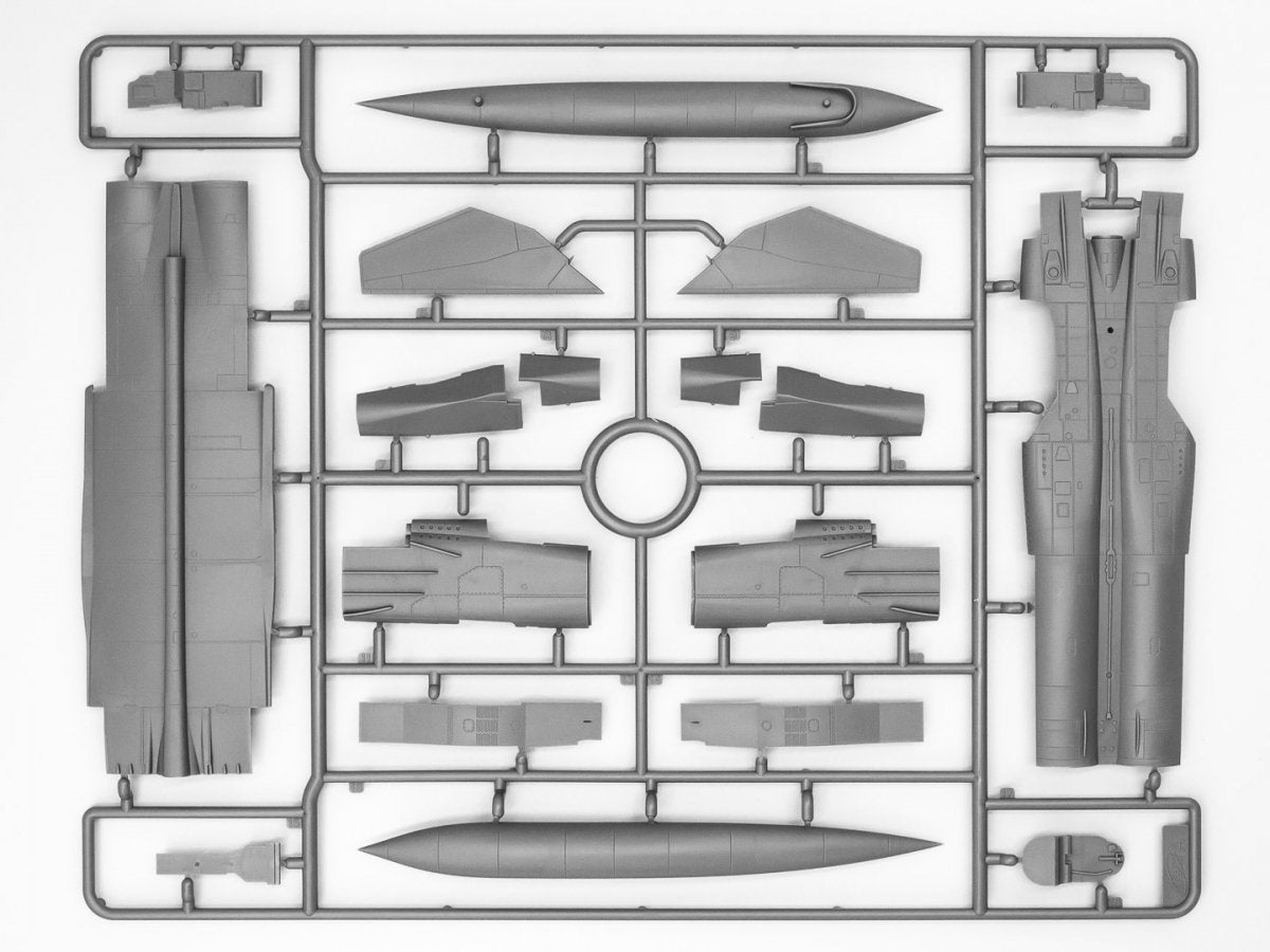 ICM 72178 MiG-25PU Avion d&amp;#39;entraînement soviétique 1/72 – image 9