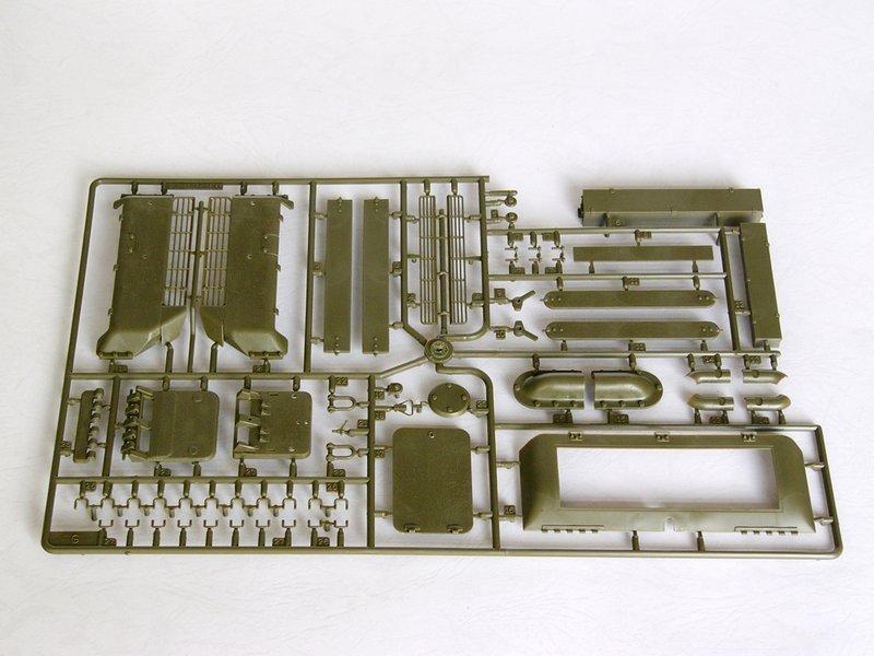 Trumpeter 00905 T-34/76 Modèle 1942 1/16 – image 37