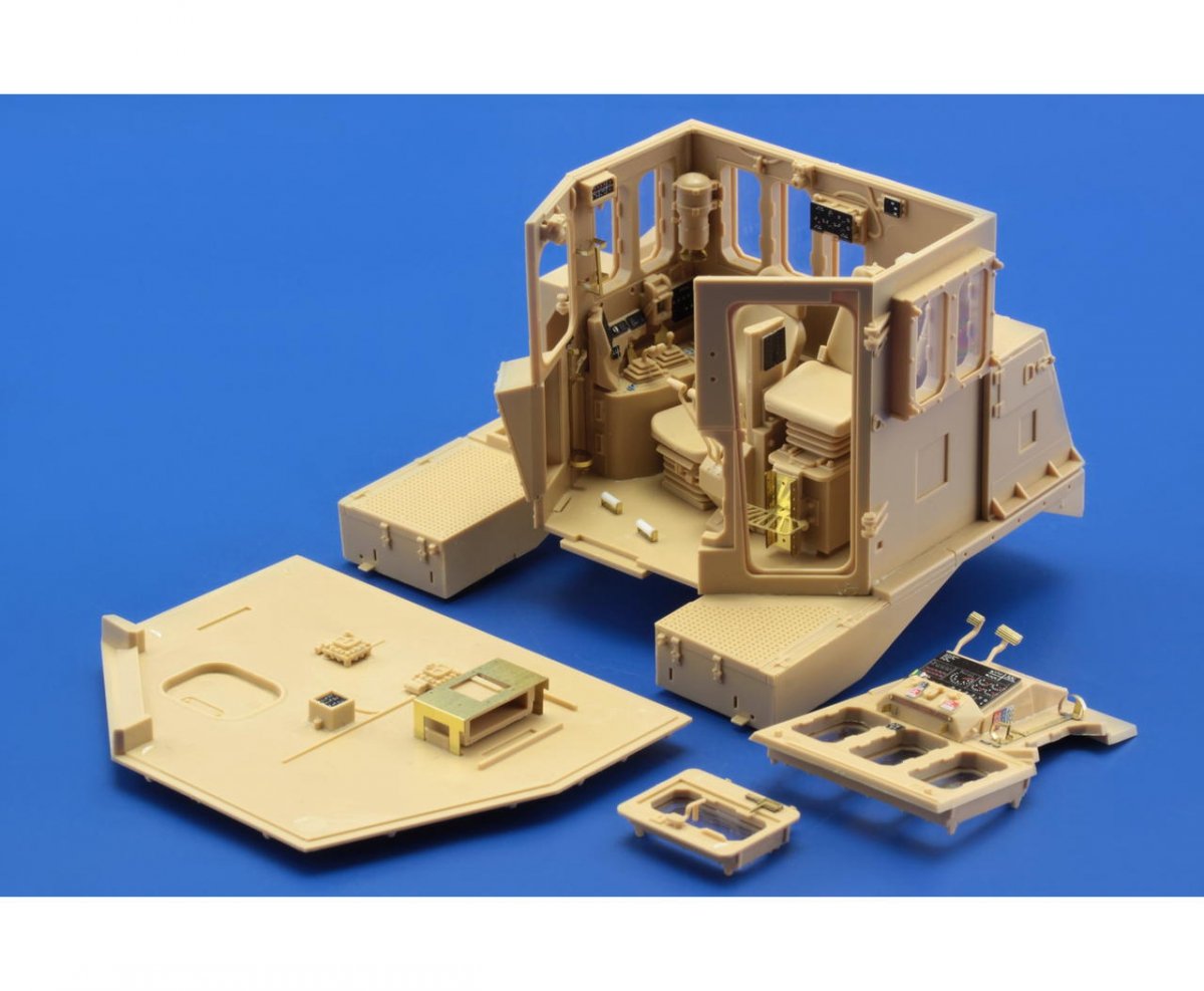 Eduard 36268 Intérieur du Bulldozer Doobi - couleur 1/35 Meng – image 3
