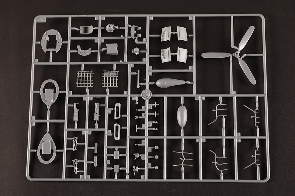 Hobby Boss 81788 F4U-1A/2 Corsair (2 en 1) 1/48 – Bild 8