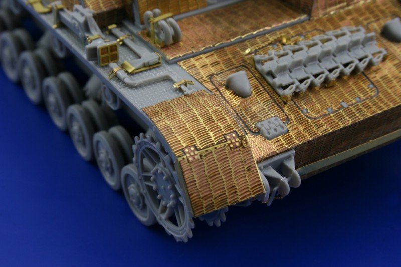 Eduard 35948 Zimmerit StuG. IV Ausf. G fin 1/35 Dragon – immagine 7