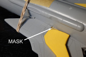 Omask 74851 F-105 Thunderchief wheel bay plugs (for Hobby Boss 80332, 80333) 1/48 – image 2