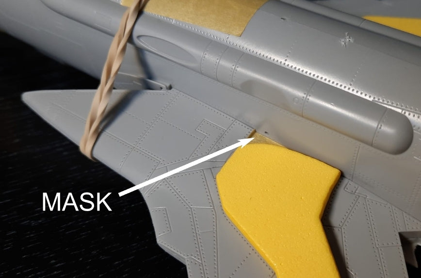 Omask 74851 F-105 Thunderchief wheel bay plugs (for Hobby Boss 80332, 80333) 1/48 – image 2