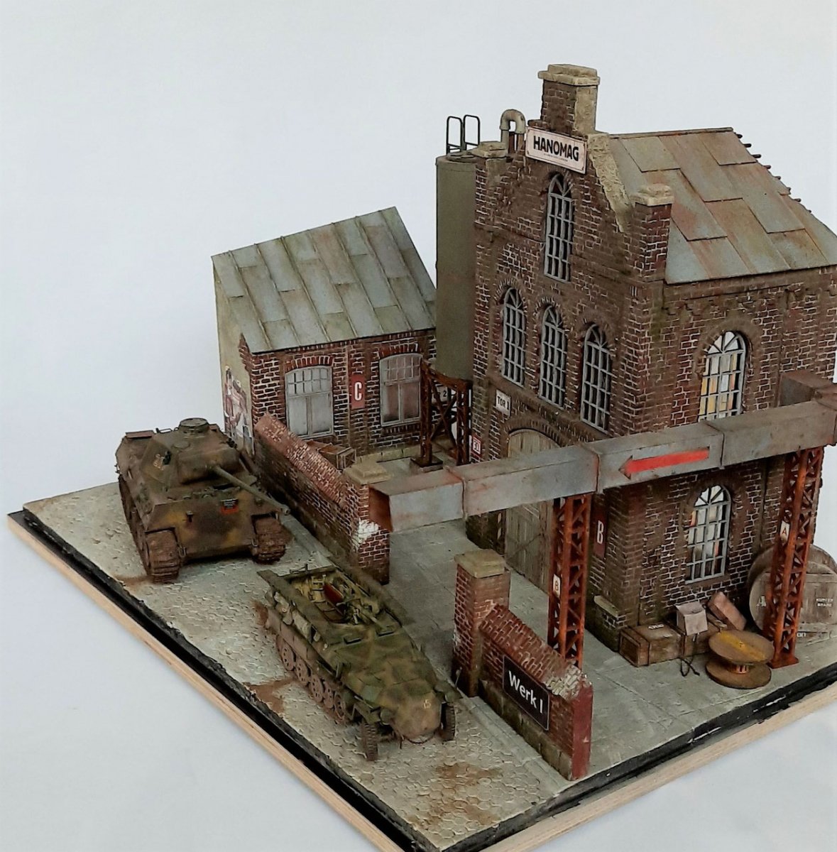 RT-Diorama 35286 Socle de diorama : « Chantier d’usine » 1/35 – Bild 14