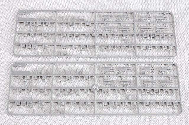 Trumpeter 05720 Croiseur de classe Slava Moskva de la marine russe 1/700 – image 7