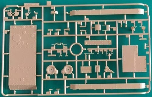 Maquette Rich Models CV35A008 Char léger Vickers de 6 tonnes, échelle 1/35 – imagen 4