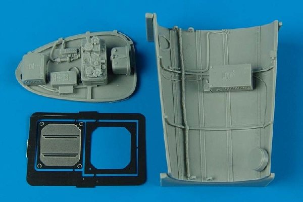 Équipement radio Aires 2041 Bf 109K, échelle 1/32, Hasegawa
