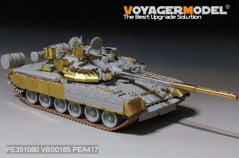 Maquette Voyager PE351080 Char de combat principal russe moderne T-80UK (lanceur de fumée inclus) pour TRUMPER 09578 1/35 – Bild 10