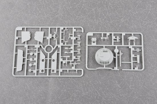 Trumpeter 01593 Véhicule blindé de transport de troupes russe BTR-70 en Afghanistan (1/35) – Bild 9