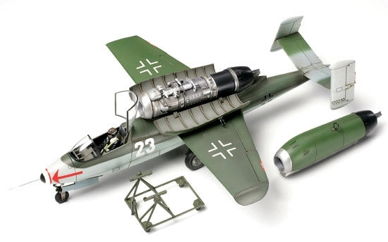 Tamiya 61097 Heinkel He162 A-2 Salamandre 1/48  – image 3