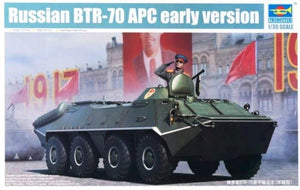 Trumpeter 01590 BTR-70 APC (Version initiale) 1/35
