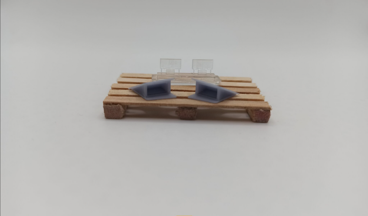 Pièces de maquette Yamamoto YMPTUN25 Phares escamotables pour Mazda MX-5 1/24 – image 2