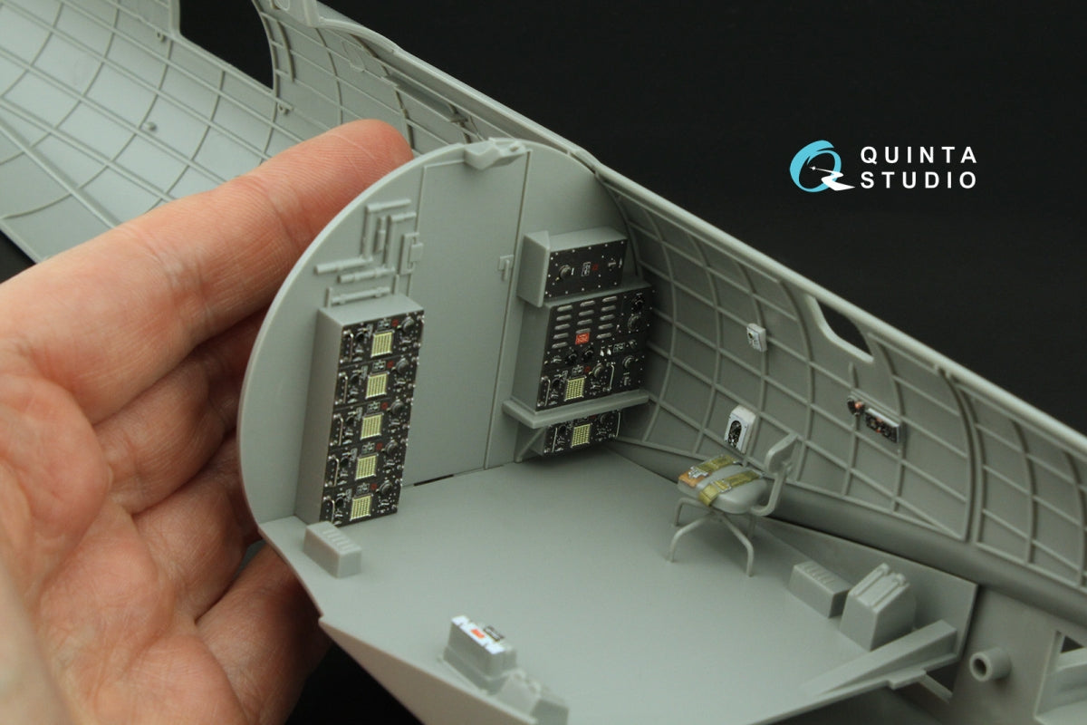 Quinta Studio QD32224 Boeing B-17G Radio operator&amp;#39;s compartment. 3D-Printed coloured Interior on decal paper (HK models) 1/32 – zdjęcie 6