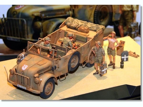 Tamiya 35305 Steyer 1500A/01 et Africa Inf. (1/35)  – image 2