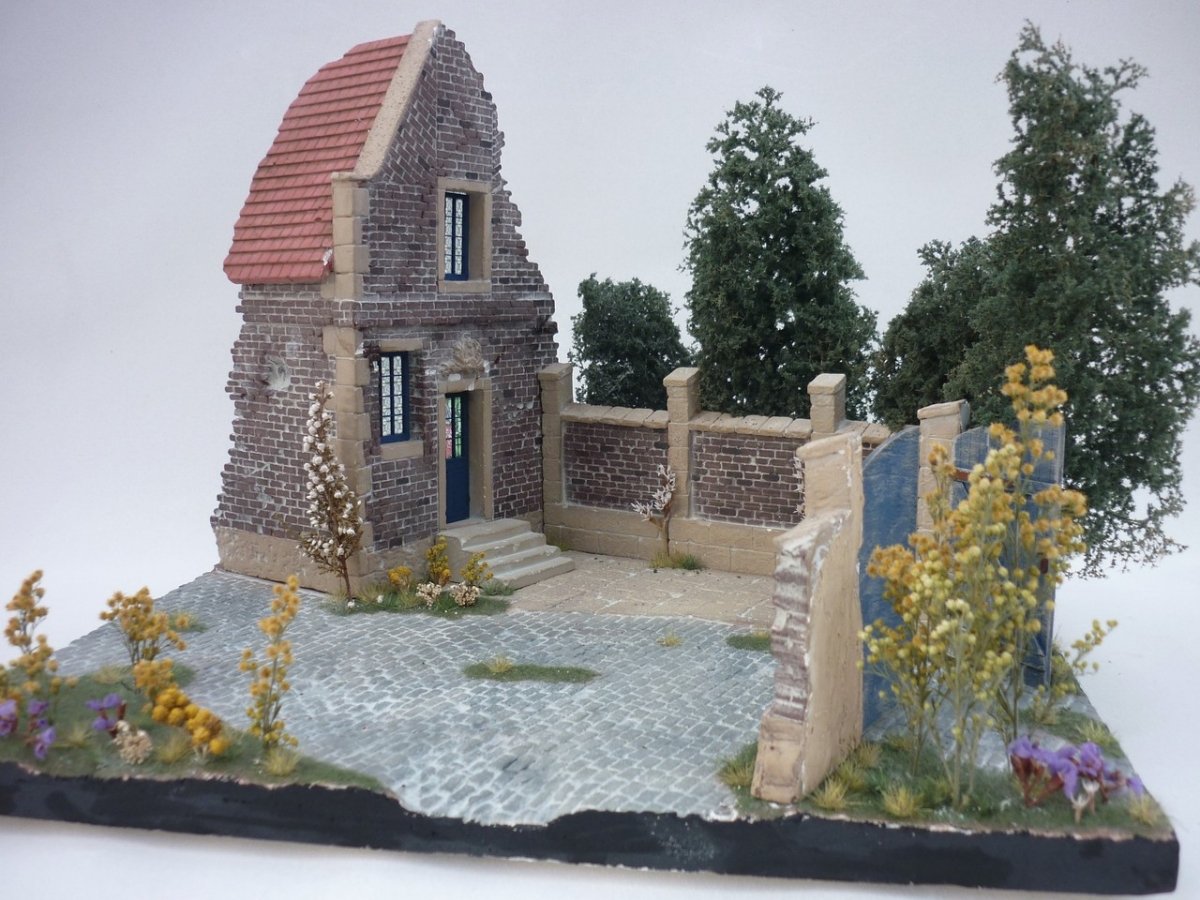 RT-Diorama 35214 Socle de diorama : « Jardin » 1/35  – immagine 6