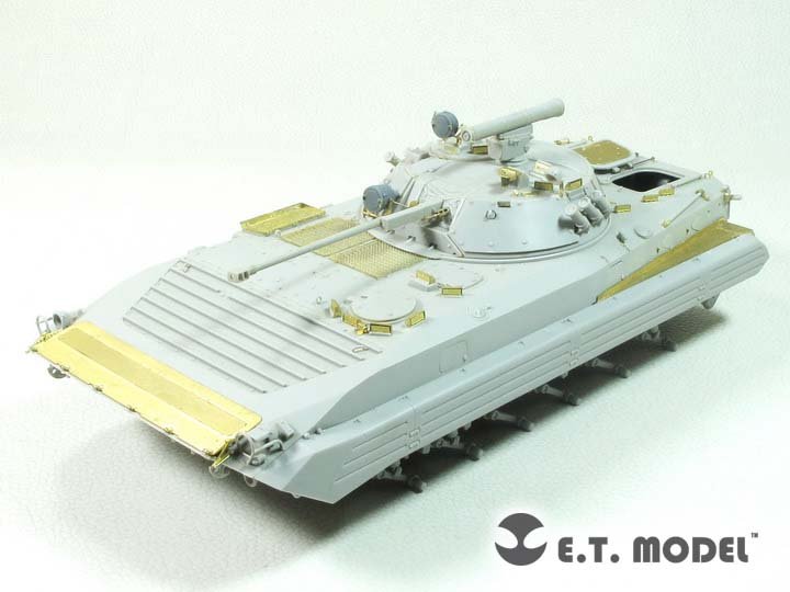 ET Modèle E35-262 Véhicule de combat d&amp;#39;infanterie russe BMP-2 (Pour TRUMPETER 05584) (1/35) – image 2