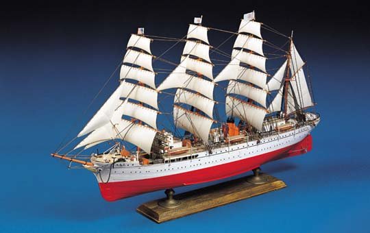 Aoshima 04473 NIPPON MARU 1/150  – image 2