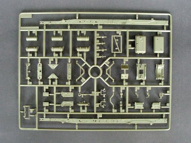 Trumpeter 00205 Missile HQ-2 avec cabine de chargement (1/35) – imagen 14