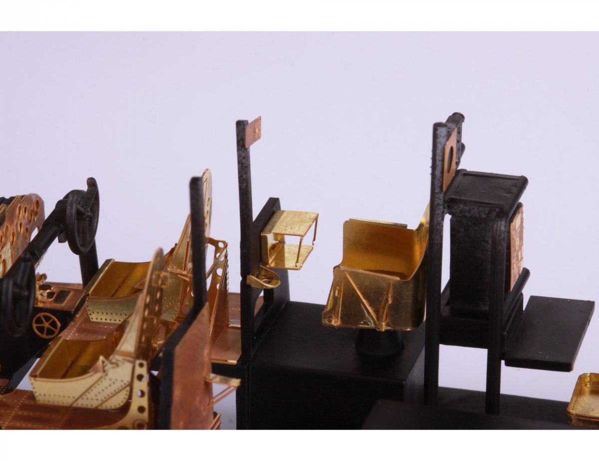 Intérieur du cockpit de l&amp;#39;Emily H8K2 d&amp;#39;Eduard 73592 HASEGAWA au 1/72 – Bild 6