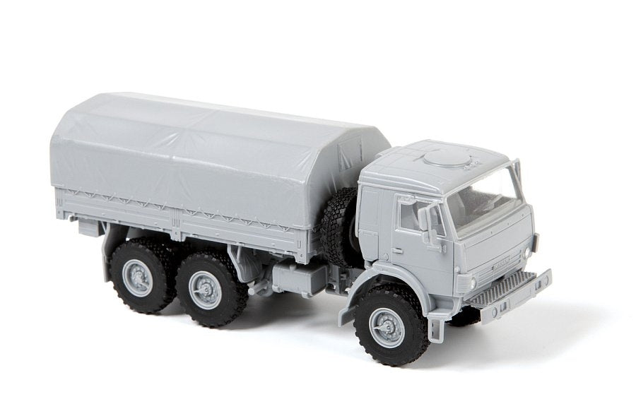 Zvezda 5074 KAMAZ K-5350 Mustang camion russe à 3 essieux 1/72 – immagine 5