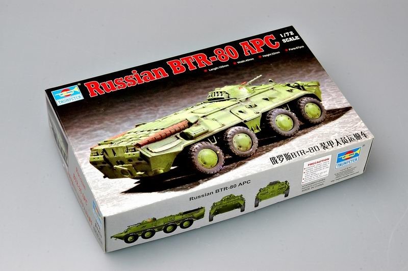 Trumpeter 07267 BTR-80 russe, véhicule blindé de transport de troupes (1/72) – image 2