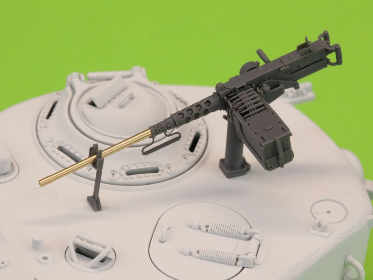 Maquette Master GM-35-063 Browning M2HB calibre .50 (12,7 mm) - mitrailleuse montée sur char - Seconde Guerre mondiale (berceau M23 ancien avec râtelier à munitions ancien) 1/35 – image 12