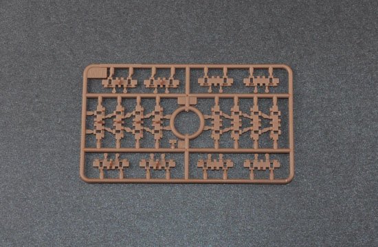 Trumpeter 05575 Projet soviétique 704 SPH (1/35) – immagine 9