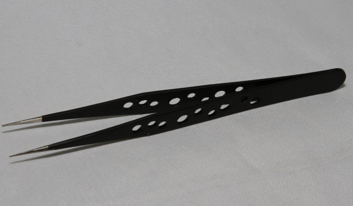 Pince à épiler droite U-Star UA-90200 (pince à épiler en acier - droite) 