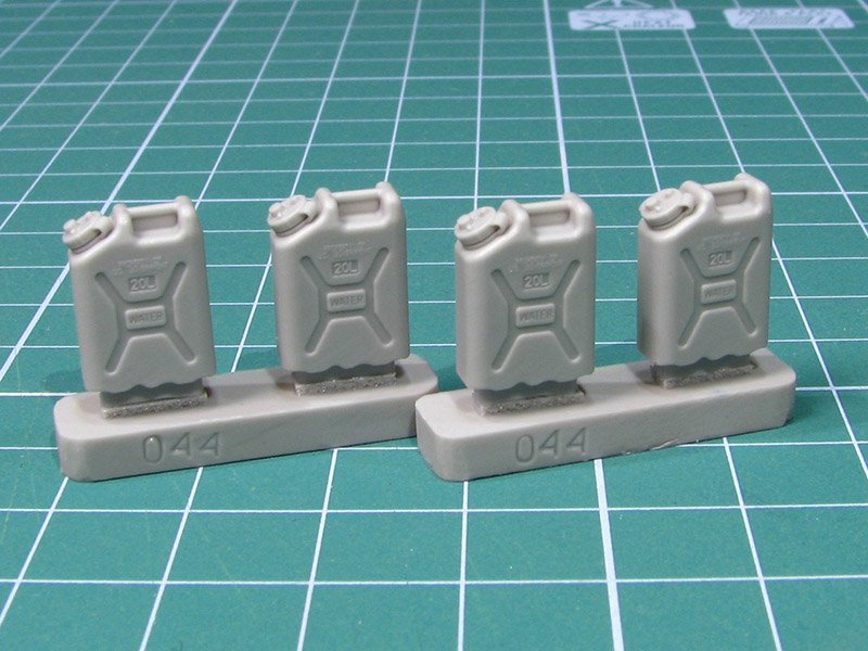 EUREKA XXL E-044 Bidons d&amp;#39;eau militaires américains 1/35 – Bild 7