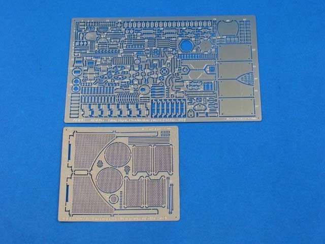 Aber 48035 Pz.Kpfw.VI, Ausf.B TIGER II avec tourelle Tamiya 1/48 production – imagen 6