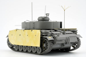 Border Model BT-048 Pz.Bef.Wg.III Ausf.K 2in1 avec Schürzen 1/35 – image 7